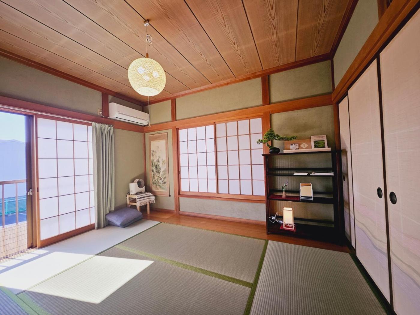Apartment Asahistay -koiwa, Free Parking O, Whole Family House, Japanese Garden Taste *